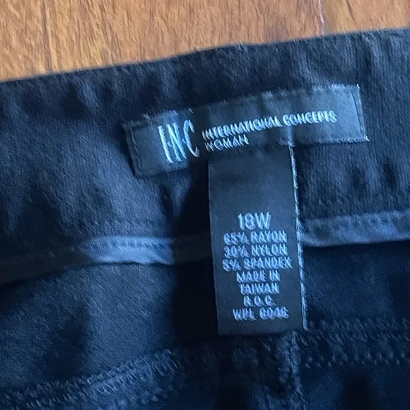 I.N.C. International Conceps women pants 18W - Picture 7 of 9